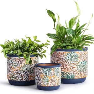 Set of decorative ceramic plant pots